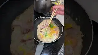 Cooking bánh xèo with my Vietnamese grandma part 2 🥰