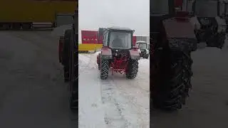 Красный трактор едет к вам!