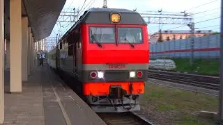 "БСыч летит на посадку!" Тепловоз ТЭП70БС-299 с пассажирским поездом №602 "Москва - Рыбинск"