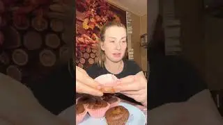 Мукбанг: чай с кексами