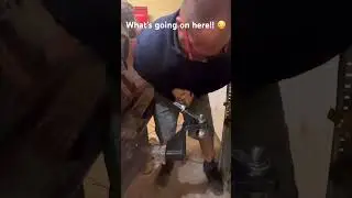 What’s going on here 😳