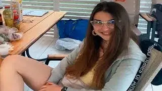 Она взяла в ротик
