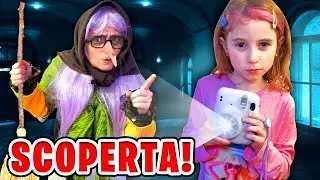 GIORGIA SCOPRE LA BEFANA CHE ENTRA DI NASCOSTO NELLA NOSTRA NUOVA CASA!