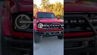 2022 Ford Bronco Race Red 
