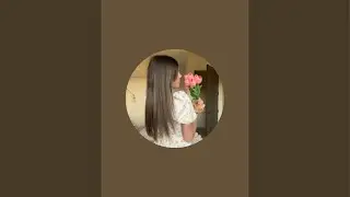 Lowkey.Sophie is live!