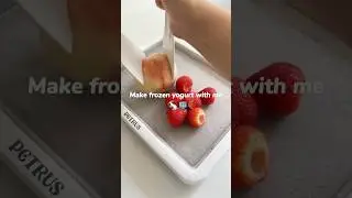 Make frozen yogurt with me #asmr #food #lifestyle #foodie #asmrfood #yogurt #shorts #healthyfood