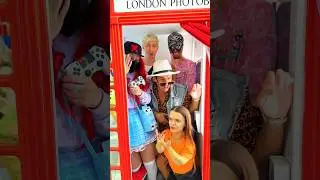red booth 