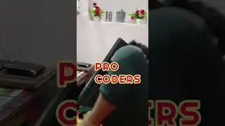 PRO VS NOOB Coders Funny Short Video