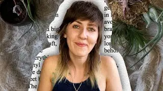 Gala Mukomolova reads 