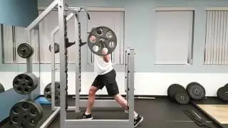 Barbell Lunge - DC FIT