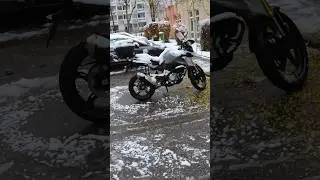 Humari bike snowfall Mei chal payegi 