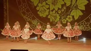 В роще калина