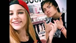 EeOneGuy поцеловал в ...