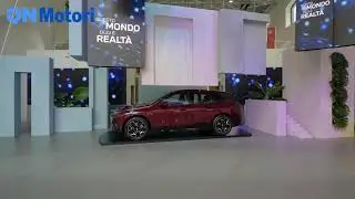 BMW iX, la presentazione del SUV elettrico allo ADI Museum di Milano   4K