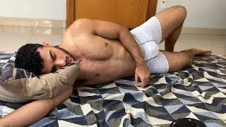 Sleeping on my carpet | Sleep Stream | Vincent and Vitor