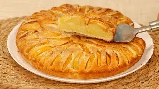Теперь яблочный пирог готовлю так. Очень вкусно. Сочный и нежный, просто тает во рту.