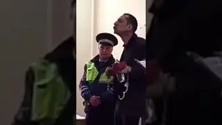 Весёлого приняли 