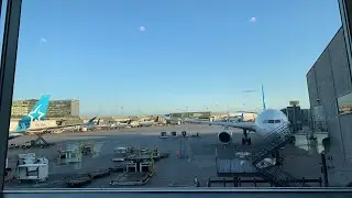 ChantalTV is going live! Airport Bonjour!