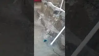 водопад на  даче . трубы для  воды. мастер Саид. 