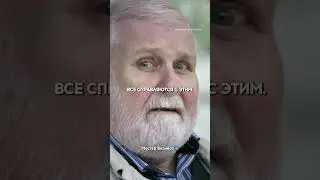 Отец не узнал свою беременную дочь на остановке!