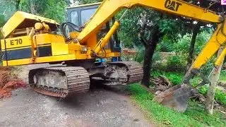 দেখুন JCB বড় বড় গাছ উপড়ে ফেলছে powerful JCB CAT car cutting down big tree ♥♥amazing nature♦