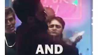Рустам рептилоид танцует.