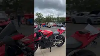 Vibin’ 🤘#klr #cbr #subarusambar #keitruck #kei #carshow