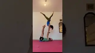 amazing popping acroyoga flow