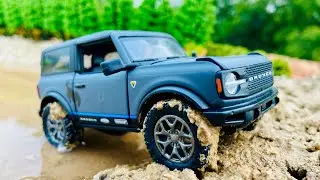 Mini New Ford Bronco | Extreme Off-roading | Diecast Model Car Unboxing |