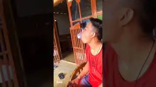 PARAH😂