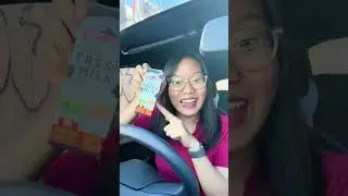 Emang harus di keluarin bajunya biar gaul🤣 