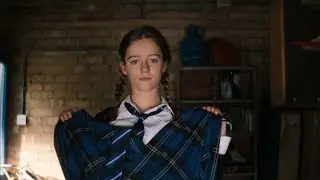 This Crazy Girl loves Earn Money | El filme