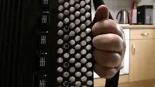 ЛИСТЬЯ ЖЁЛТЫЕ с текстом - РАЗБОР НА БАЯНЕ -- ЗАМЕЧАТЕЛЬНАЯ ПЕСНЯ 70 -х  годов
