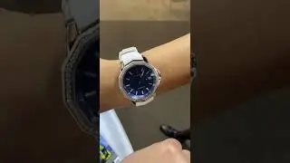 Битва синих циферблатов: французы Saint Honore VS швейцарцы Corum. Вы за кого? 