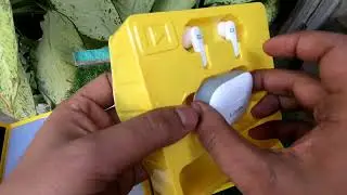 Login wb30 airpods upto 12 hours of play time | best airpods under 5000