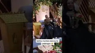 mengejutkan! suara wanita ini saat membawakan lagu di pesta undangan mantan.
