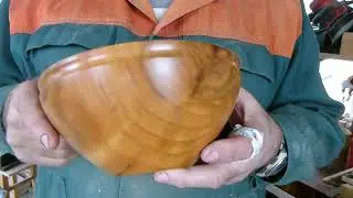 Чаша из Вишни на Токарном