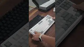A stock keyboard that sounds like a custom keyboard....