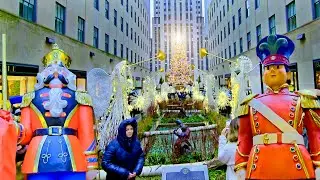 New York A Self Guided Walking Tour of Christmas time