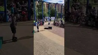 Артём Пенкрат, Олег Полухин и Я 15.06.2024 в #НовоеДевяткино сделали #шоу. #самокат #BMX #ролики