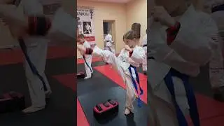 Динамическая тренировка для силы ног. Power legs, karate training. 