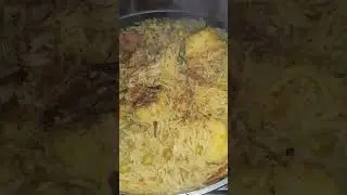 garam garam matar beef pulao 😋 shorts