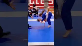 She showcased her inner “Rampage” Jackson 😬 SUPER illegal ❌​⁠ 