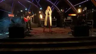 Варвара Визбор - Милая моя (live 18.09.21, "Планы на эту осень", Казань)