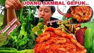 NAMPOL❗UDANG SAMBAL GEPUK + TUMIS DAUN PEPAYA LALAPAN 🤤,