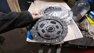 Провалилась педаль сцепления ВАЗ 2112