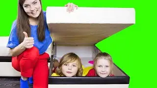 Tim and Lisa Playing Hide-and-Seek w Mom - Stories by La La Kids