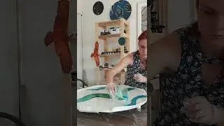 Кофейный столик или часы? #эпоксиднаясмола #resinart #art #заливкасмолой #artist #epoxyresin