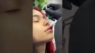 This is a Medusa Lip Piercing 👄