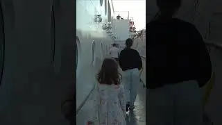 Решили ни в чём себе не отказывать 🚢